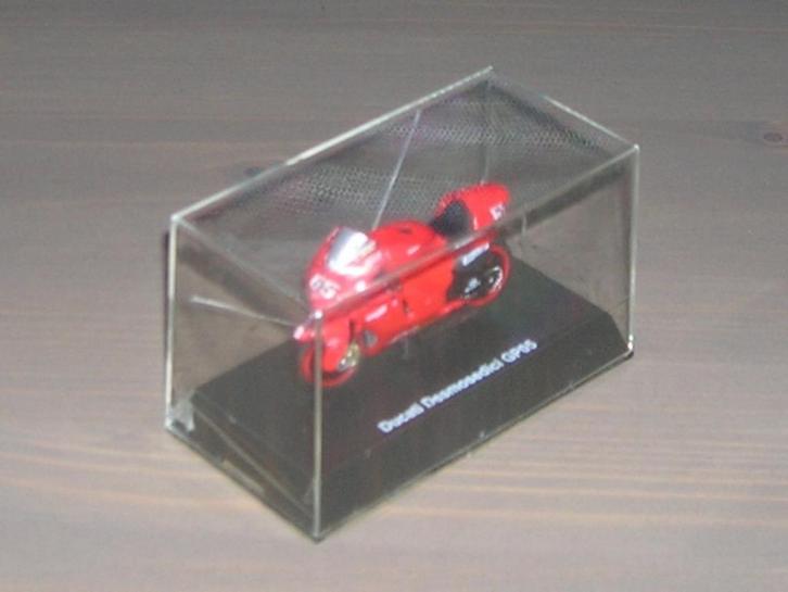 Miniatuur Ducati GP05, Hobby en Vrije tijd, Modelauto's | Overige schalen, Motor, Ophalen of Verzenden