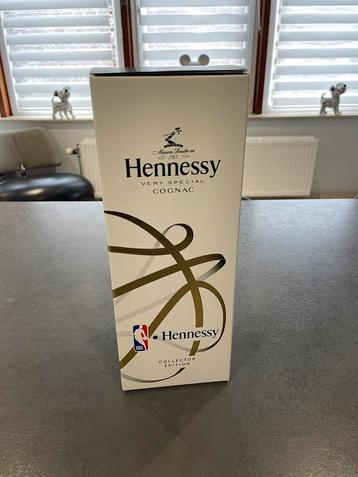 Cognac Hennessy édition collector NBA