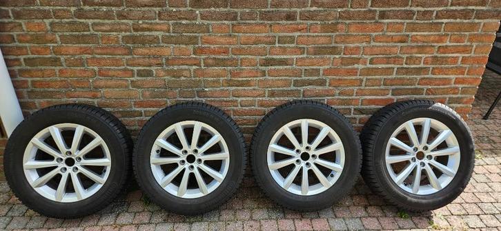 Winterbanden 16 inch, Auto-onderdelen, Banden en Velgen, Banden en Velgen, Winterbanden, 16 inch, 205 mm, Personenwagen, Gebruikt
