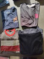 Drie t-shirts en een hoodie, Enlèvement ou Envoi