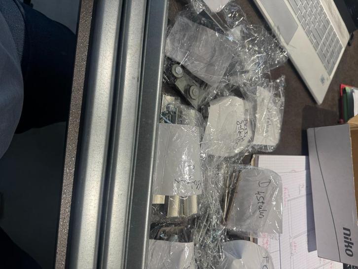 SLAAPKAMERKAST, Huis en Inrichting, Kasten | Kleerkasten, Gebruikt, 200 cm of meer, 50 tot 75 cm, Met plank(en), Met hangruimte