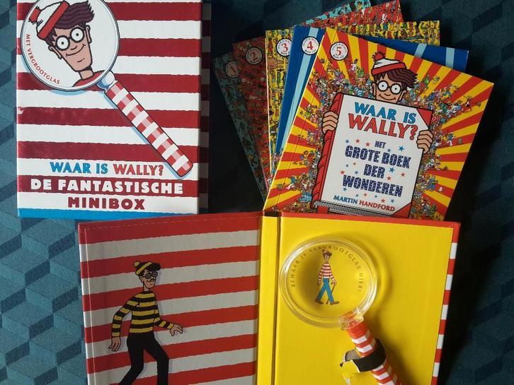 Set v. 5 boekjes Waar is Wally?, plus vergrootglas, prima st, Hobby en Vrije tijd, Denksport en Puzzels, Gebruikt, Overige typen