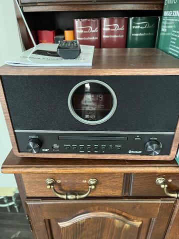 Vintage DAB radio/ cd beschikbaar voor biedingen