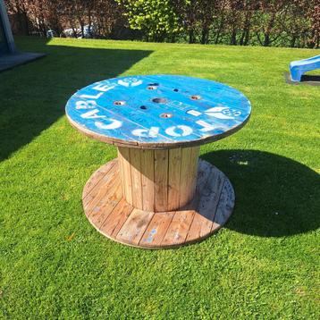 Grote tuintafel 125cm kabelrol haspel hout beschikbaar voor biedingen