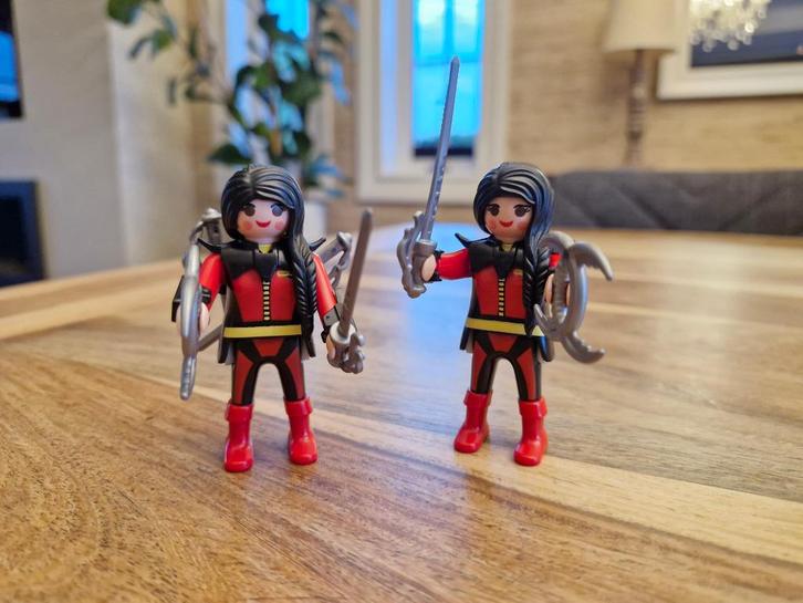 Playmobil playmo Zwaardvechtster - 9073 (2x), Kinderen en Baby's, Speelgoed | Playmobil, Gebruikt, Ophalen of Verzenden