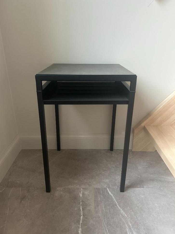 Bijzettafel 'Nyboda' zwart/grijs, Maison & Meubles, Tables | Tables d'appoint, Comme neuf, Carré, 45 à 60 cm, Moins de 55 cm, Bois