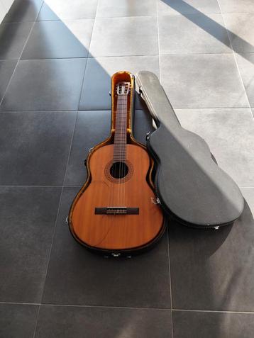 Yamaha G-60 A acoustische gitaar jaren 70 disponible aux enchères