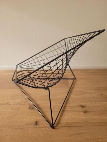 Oti Loungechairm door Niels Gammelgaard