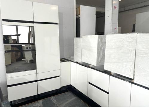 Complete hoogglans wit keuken met alle apparatuur  €1.949,-, Huis en Inrichting, Keuken | Complete keukens, Zo goed als nieuw
