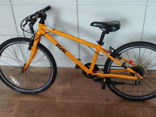 Fiets Frog bikes 62 - 24 inch oranje - nieuwprijs 660 euro, Fietsen en Brommers, Fietsen | Jongens, Gebruikt, 24 inch, Handrem