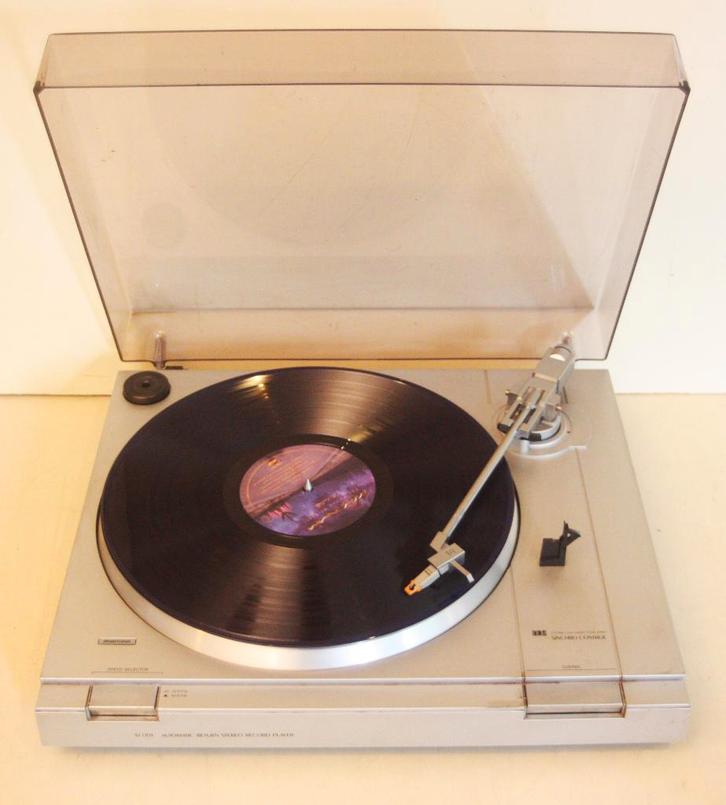 Aristona ST1703 Platenspeler / Automatic Return / Belgium, Audio, Tv en Foto, Platenspelers, Zo goed als nieuw, Platenspeler, Ophalen of Verzenden