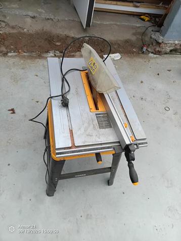 Scie à table Power Plus 75€, Bricolage & Construction, Enlèvement