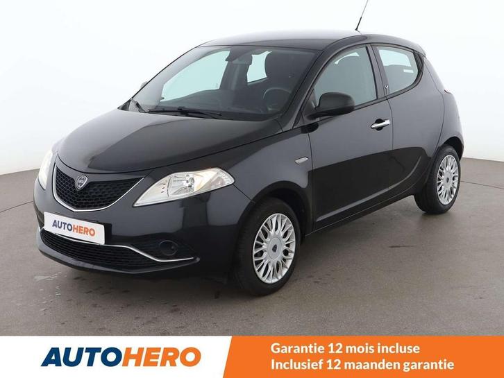 Lancia Ypsilon 1.2 Silver (bj 2016), Auto's, Lancia, Te koop, Ypsilon, ABS, Airbags, Airconditioning, Bluetooth, Boordcomputer