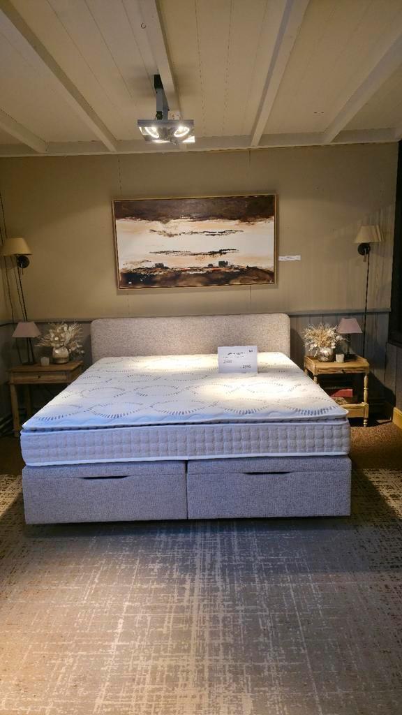 BED MET OPBERGBOX EN MATRAS OP BESTELLING!, Maison & Meubles, Chambre à coucher | Lits, Enlèvement