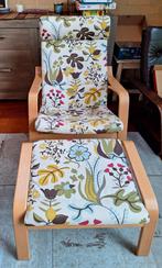 Schommelstoel + voetbank Poäng Ikea met bloemenmotief, Huis en Inrichting, Fauteuils, Ophalen, Zo goed als nieuw