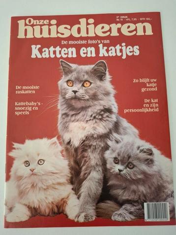 Twee magazines Huisdieren: Katten en katjes beschikbaar voor biedingen