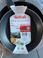 Gloednieuwe Tefal pannen, Huis en Inrichting, Keuken | Potten en Pannen, Ophalen of Verzenden, Nieuw, Koekenpan of Braadpan