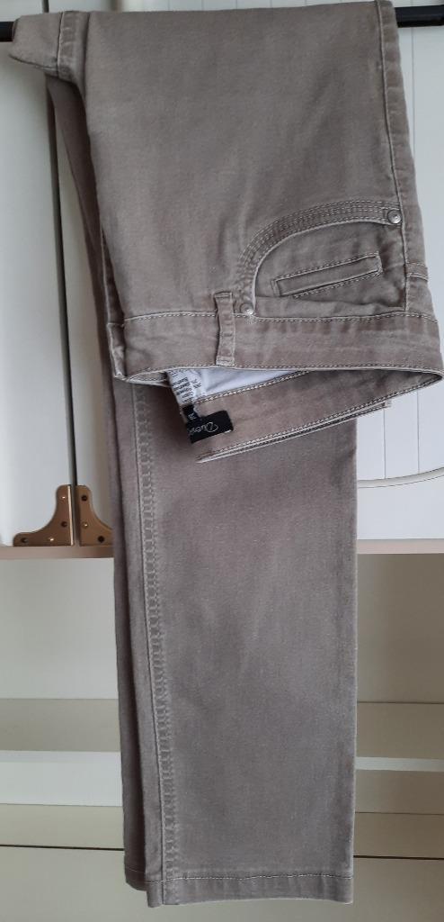 Beige lange damesbroek, maat 38, merk diversa, Kleding | Dames, Broeken en Pantalons, Zo goed als nieuw, Maat 38/40 (M), Beige