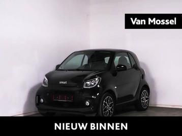 smart fortwo coupé 60KW + LEDER + CARBON PACK + beschikbaar voor biedingen