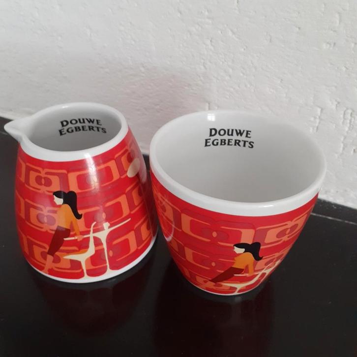 Melkkannetje en suikerpotje van Douwe Egberts, Huis en Inrichting, Keuken | Servies, Zo goed als nieuw, Ophalen of Verzenden