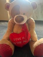 Love is in the air knuffelbeer xxl, Collections, Ours & Peluches, Comme neuf, Enlèvement ou Envoi