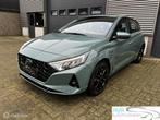 Hyundai i20 1.0 T-GDI AUTOMAAT/NAVI/CAMERA/BOSE, Stof, Gebruikt, Zwart, 5 zetels