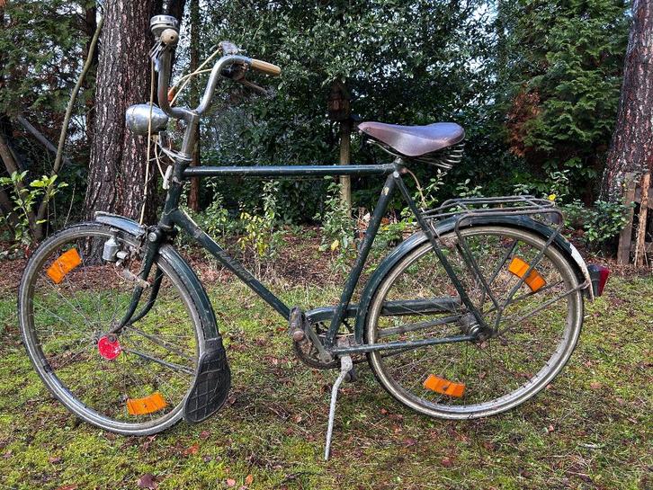 Raleigh fiets voor €50,- zo mee te nemen., Fietsen en Brommers, Fietsen | Oldtimers, Ophalen