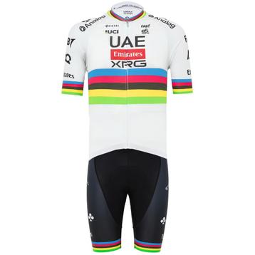 Wielerkledij wereldkampioen Pogacar team UAE 2025 beschikbaar voor biedingen