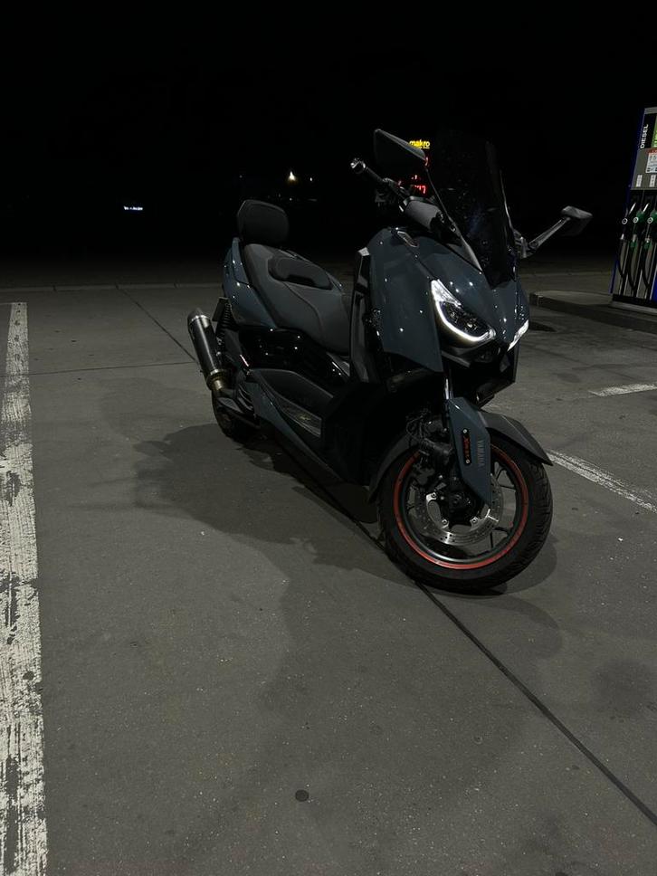 YAMAHA X-MAX TECHMAX 125CC SPORT NARDO GREY FULL OPTION!!!, Motoren, Motoren | Yamaha, Particulier, Scooter, 11 kW of minder, 1 cilinder