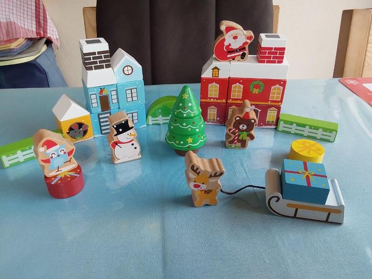 Houten blokkenset Kerst, cadeautje?, Kinderen en Baby's, Speelgoed | Educatief en Creatief, Zo goed als nieuw, Bouwen, Taal en Lezen