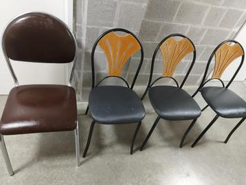 vier stoelen
