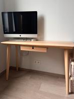 Ikea bureau, Huis en Inrichting, Ophalen, Zo goed als nieuw, Bureau