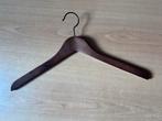 Houten kledinghangers - 62 stuks, Kleding | Dames, Kledinghangers, Ophalen