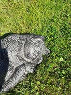 Chat endormi en pierre patinée, Jardin & Terrasse, Statues de jardin, Enlèvement ou Envoi, Neuf, Autres matériaux, Animal