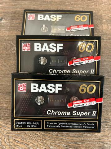 3 stuks BASF Chrome Super II 60min, CD & DVD, Cassettes audio, Enlèvement ou Envoi, Neuf, dans son emballage, Originale