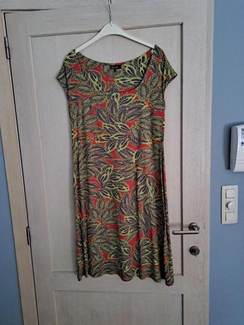 Groen bedrukt zomerkleedje up grade Maat 44, Kleding | Dames, Jurken, Zo goed als nieuw, Maat 42/44 (L), Groen, Knielengte, Ophalen of Verzenden