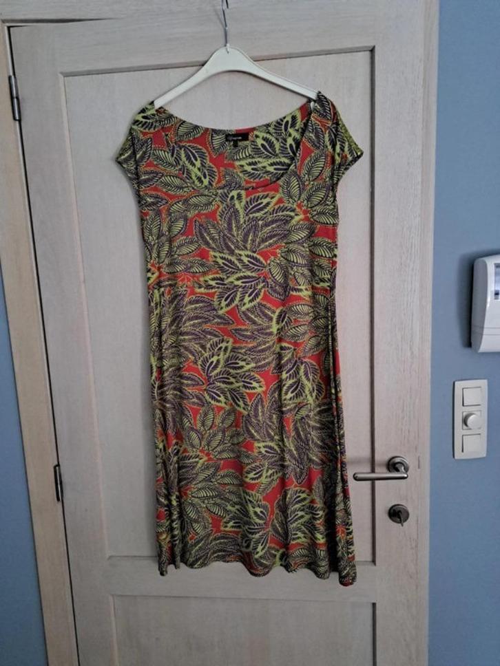 Groen bedrukt zomerkleedje up grade Maat 44, Kleding | Dames, Jurken, Zo goed als nieuw, Maat 42/44 (L), Groen, Knielengte, Ophalen of Verzenden