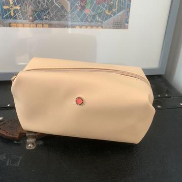 Bvlgari Toilettas - Beige beschikbaar voor biedingen