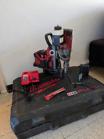 milwaukee Perceuse Magnetique, Enlèvement ou Envoi, Comme neuf