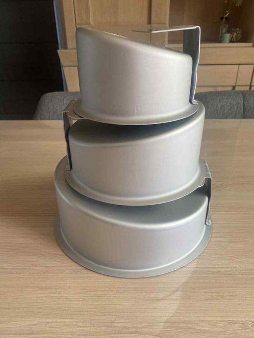 Set van 3 - Fat Daddio's Topsy Turvy bakvorm rond, Hobby en Vrije tijd, Taarten en Cupcakes maken, Zo goed als nieuw, Bakvorm