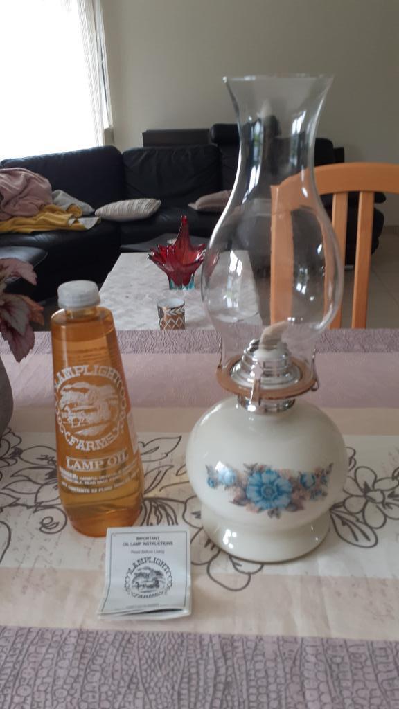 Victoria Rose Farms olielamp, Antiek en Kunst, Antiek | Verlichting, Ophalen