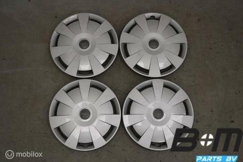 Org 16 inch wieldoppen Audi A3 8V 8V0601147D, Auto-onderdelen, Banden en Velgen, Band(en), Gebruikt