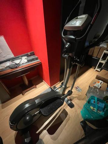 Vélo elliptique impeccable Kettler Crosstrainer Verso 107 beschikbaar voor biedingen