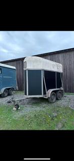 Van 1.5, Dieren en Toebehoren, Paarden en Pony's | Trailers en Aanhangwagens, Ophalen, Gebruikt, Hout, 1½-paards trailer