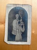 Zeer oude fotokaart priester met monstrans, Verzenden, Gebruikt, Kaart of Prent, Christendom | Katholiek