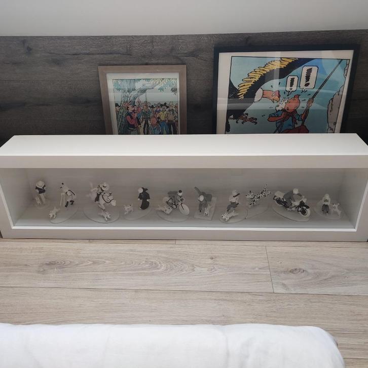 Collection complète 9 figurines hors-série + vitrine, Verzamelen, Beelden en Beeldjes, Zo goed als nieuw, Ophalen of Verzenden