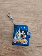 Disneyland Parijs sleutelhanger boekje blauw foto's, Verzamelen, Ophalen of Verzenden, Zo goed als nieuw