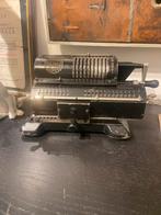 Mechanische rekenmachine “Feliks” – USSR 1930-50, Enlèvement ou Envoi