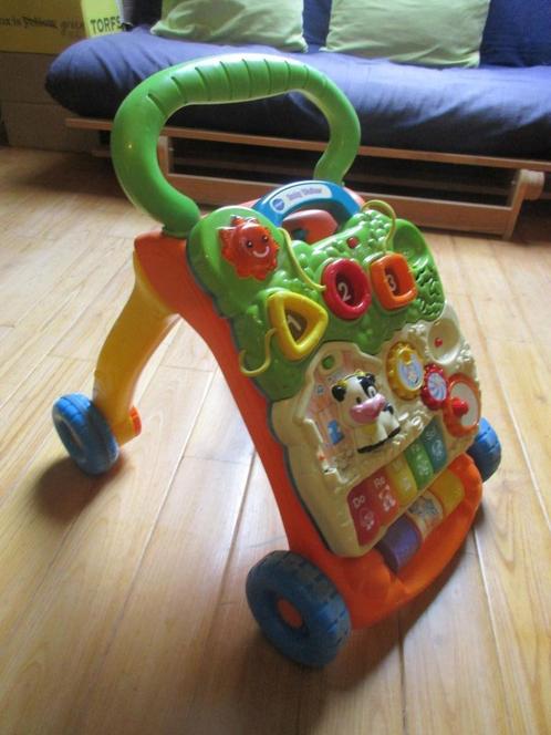 Loopwagentje VTech baby met allerlei knoppen, Kinderen en Baby's, Speelgoed | Babyspeelgoed, Gebruikt, Babygym, Met wieltjes, Ophalen