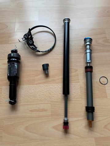 Amortisseur et fourche Scott Fox Dt swiss beschikbaar voor biedingen